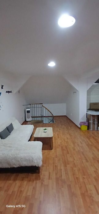 Mobilier magazin, vitrina, tejghea, panouri sina Slatwall cu accesorii