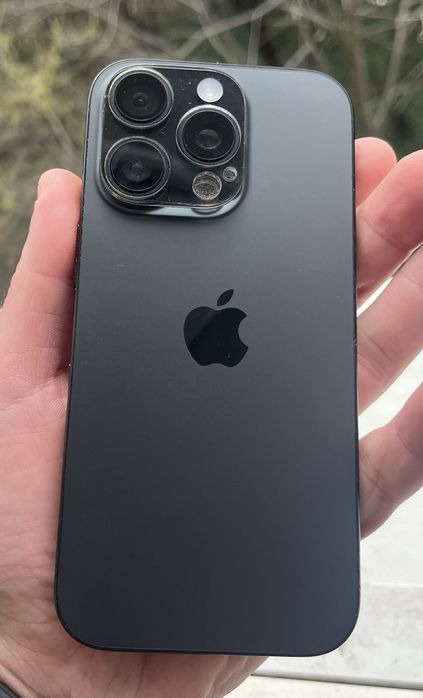 iPhone 16 Pro - stare foarte buna, baterie 92%, impecabil