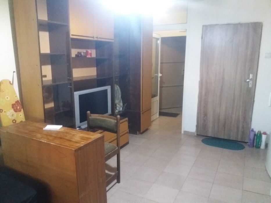 Дава се под наем Едностаен апартамент в Велико Търново, Акация - 25 кв.м за 163.2 € - Снимка #1