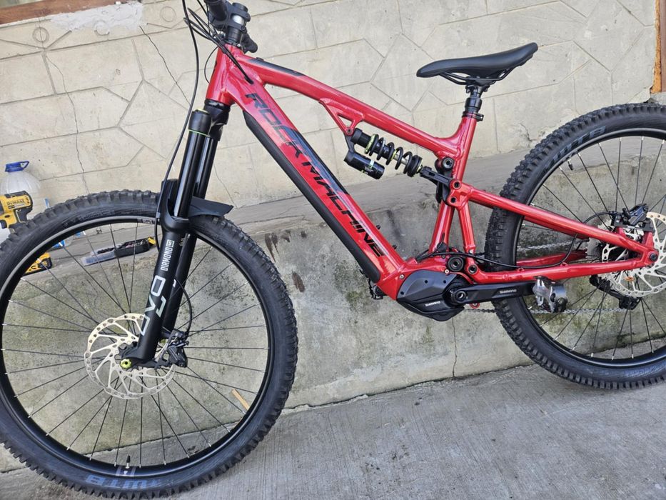 Vând Bicicletă Mărimea M