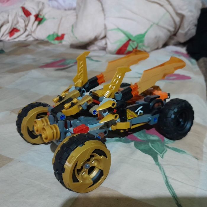 Bela , lari , ниндзяго ( ninjago ) конструктор (не Лего )