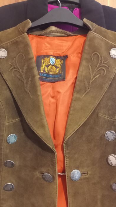 Jacheta piele întoarsă