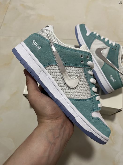 Nike SB Dunk Low April Skateboards