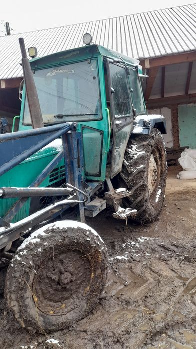 Vând tractor deutz fahr de 72cp ân stare de funcționare la
