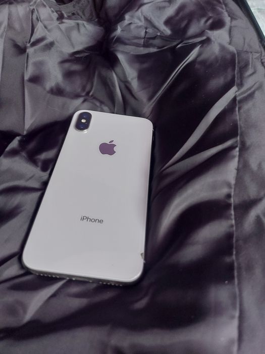 Продам iphone x 256 гб. акб 98% все родное