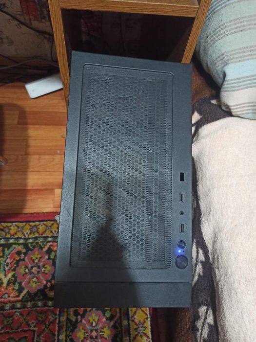 Игровой компьютер + кресло