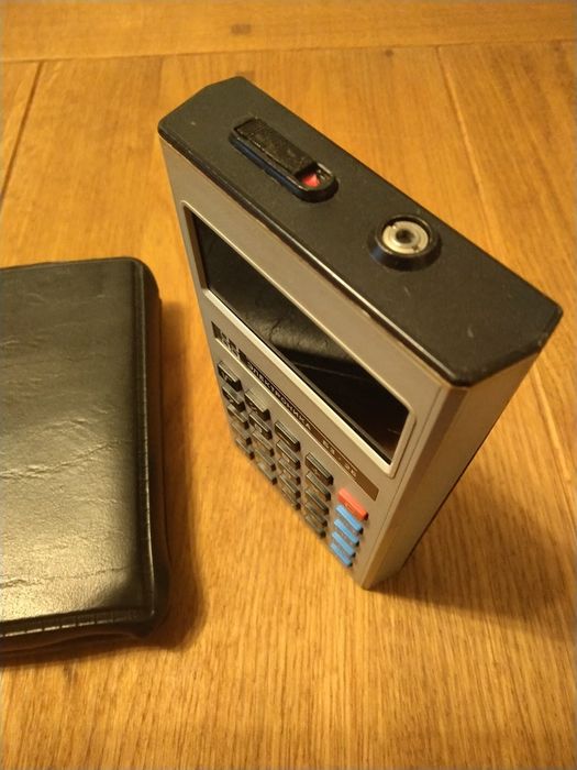 Продавам стар калкулатор Електроника Б3 - 26 от времето на 1985 г.