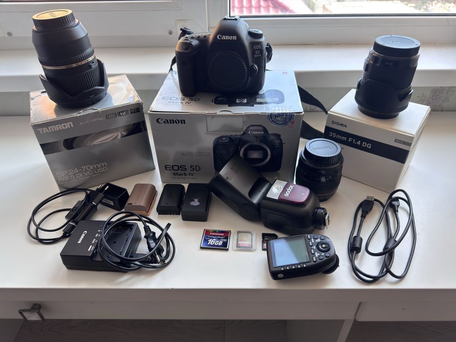 Продам фотоаппарат Canon 5D mark4