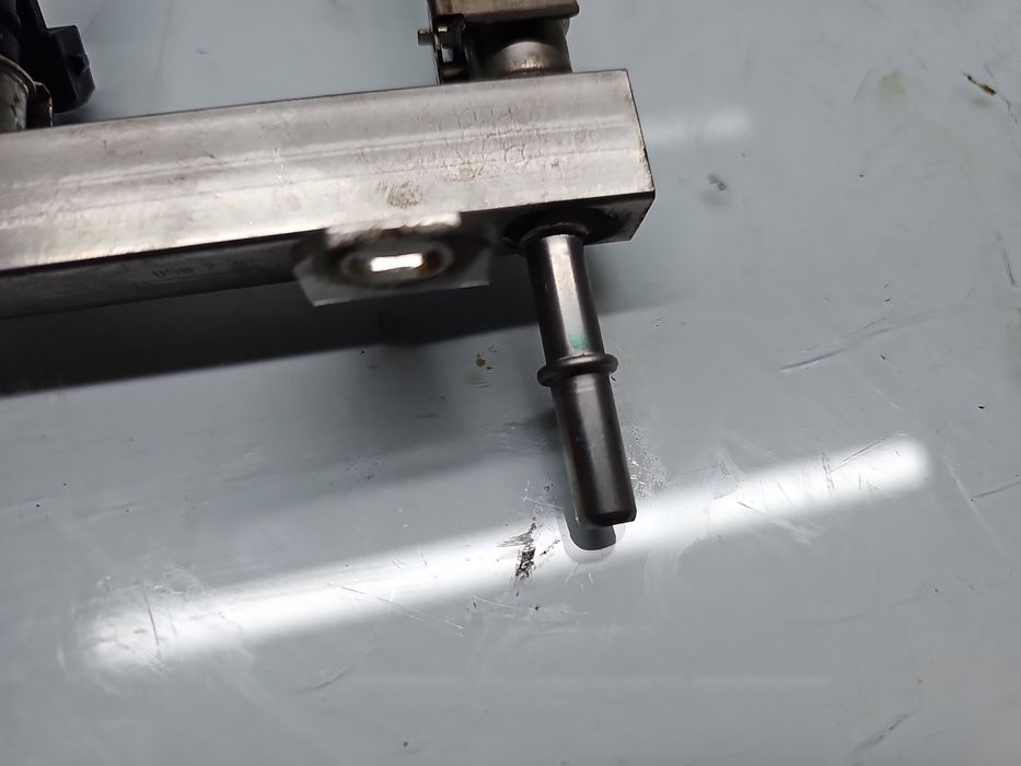 Rampa injectoare Opel Corsa D [Fabr 2006-2013] 55562258 1.4 Benz A14XE