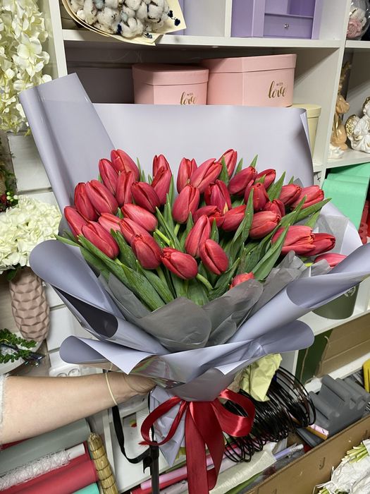 ТЮЛЬПАН оптом местный