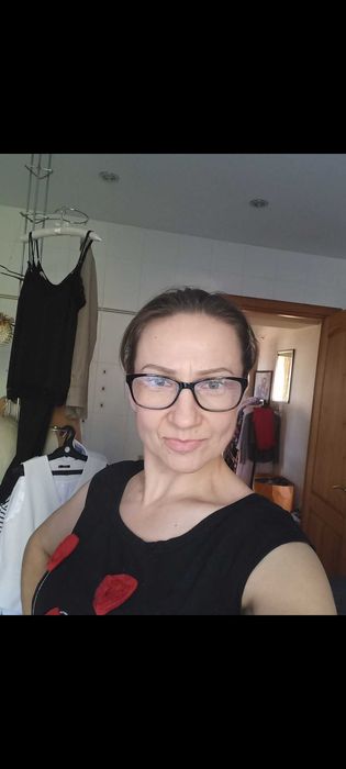 Домработница. Помощница по дому.