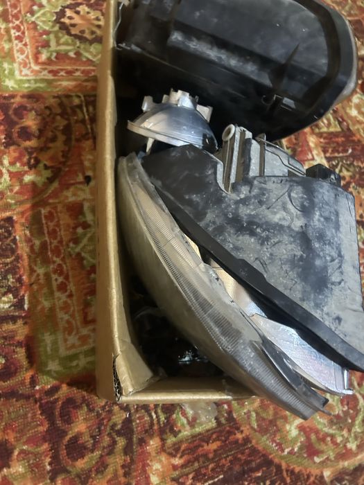 Фары приора продам срочно