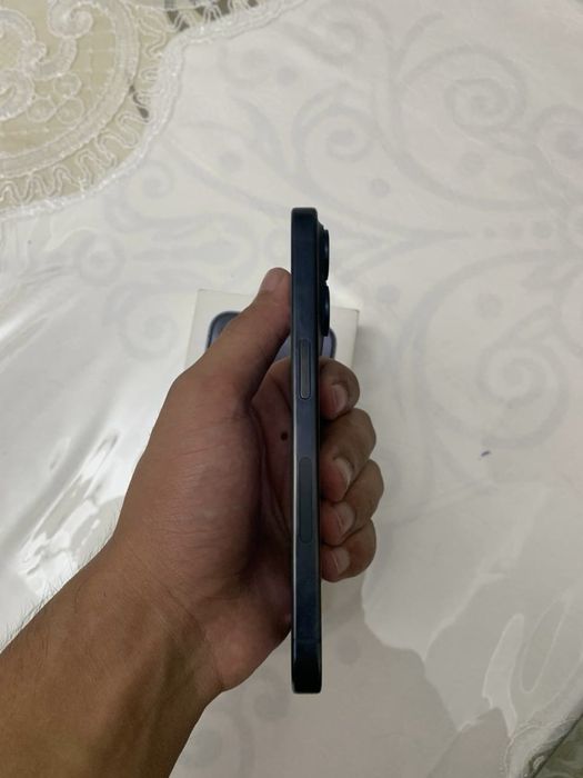Iphone 15 pro blue titanium
