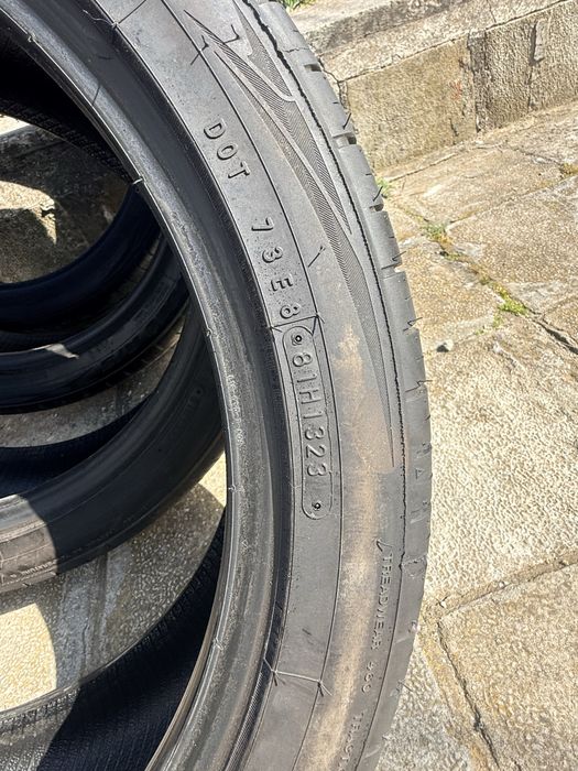 225/45/19 TOYO Гуми