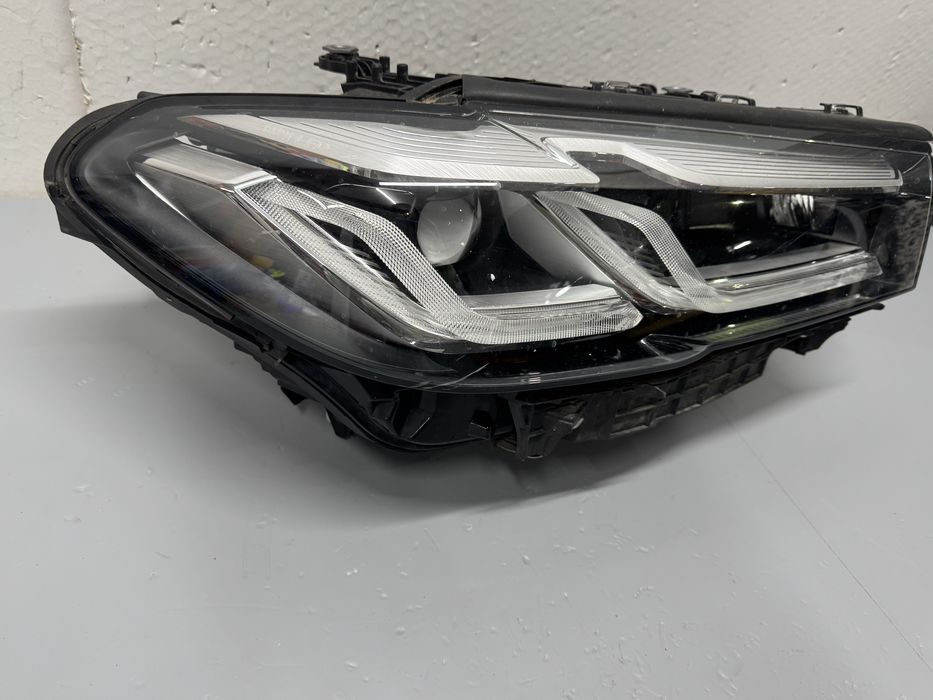Far bmw G30 G31 seria 5 LCI full led adaptiv 2020-2023