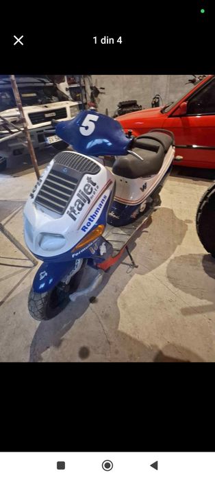 Vând scuter 2 timpi