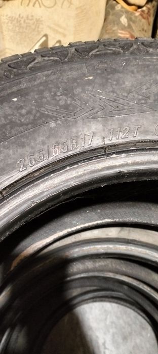 Продам резину летнюю 265/65 17