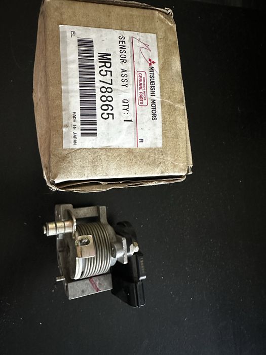 Датчик положения педали газа.