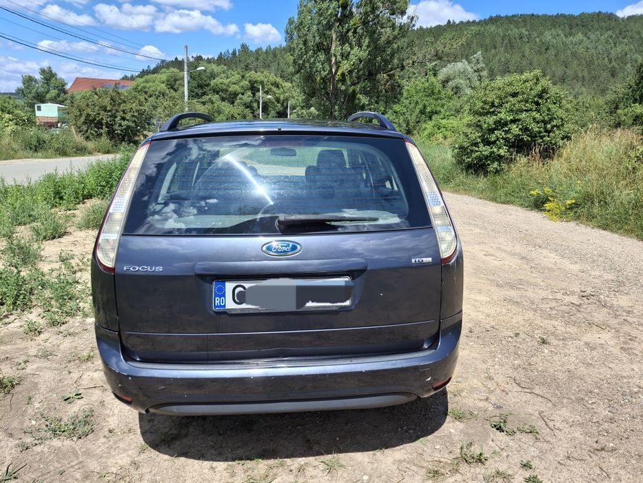 FORD Focus 2010 — imagine 3