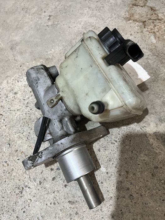 Хидравлична помпа Шкода Октавия