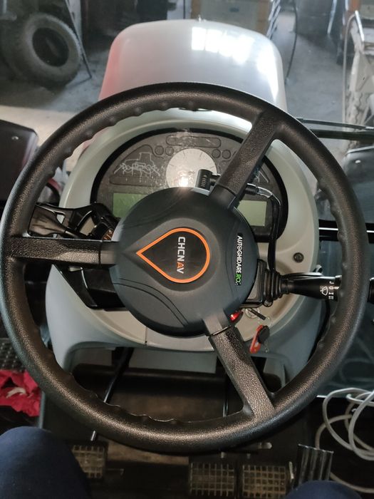 Vând sau schimb GPS pentru tractor autoghidare