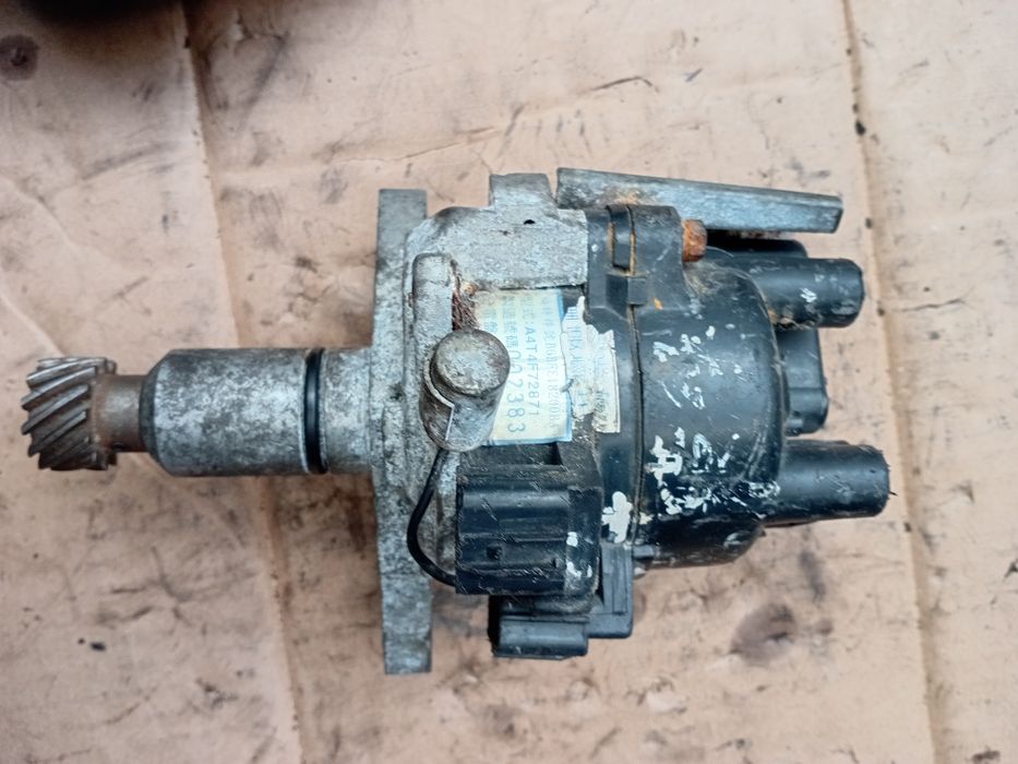 Трамблёр MAZDA Cronos