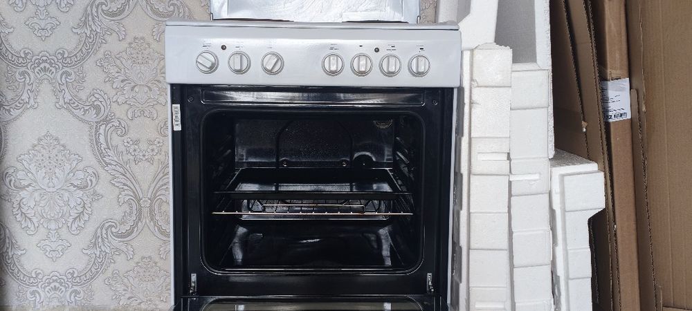 Электро плита Indesit