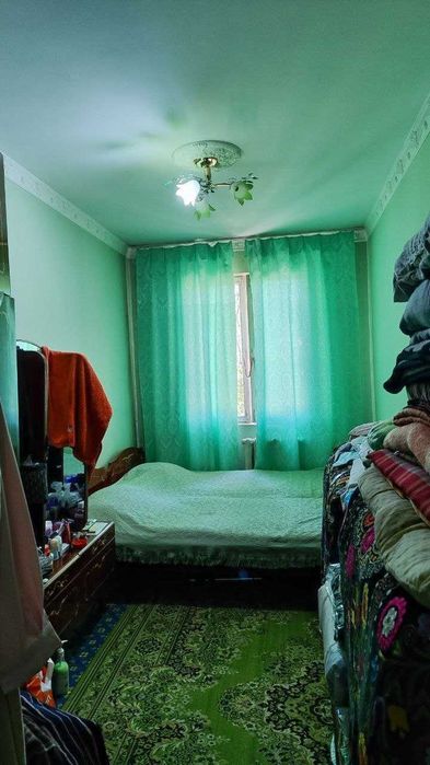 2/2/4 М Улугбекский р-н Ялангач м-в ор-р Базарчик