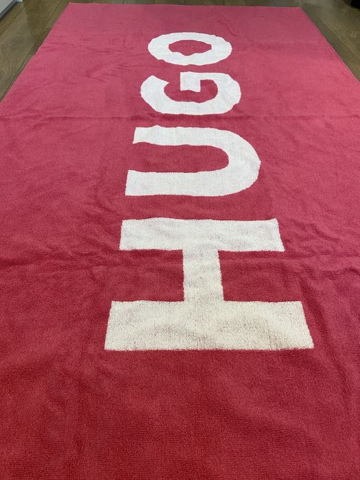 Оригинална HUGO BOSS Розова дамска хавлиена плажна кърпа 180см/93см