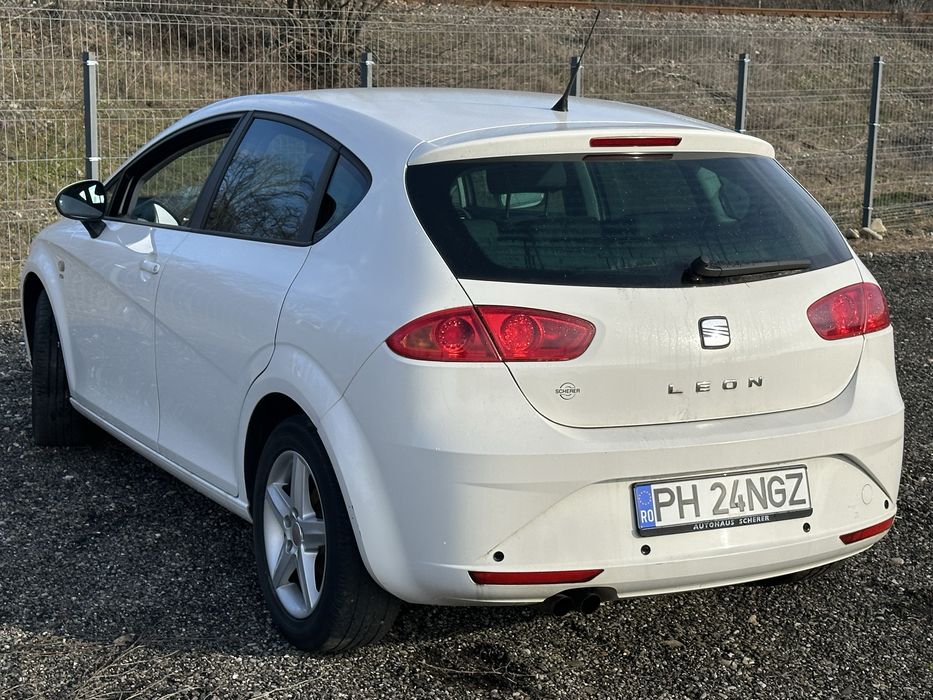Seat Leon 1.4 TSI Reference 2011 - 125cp 6+1 trepte