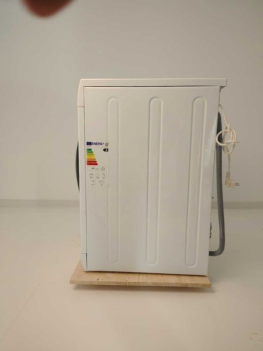 Masina de spalat Rufe 8Kg  INDESIT Germania B190