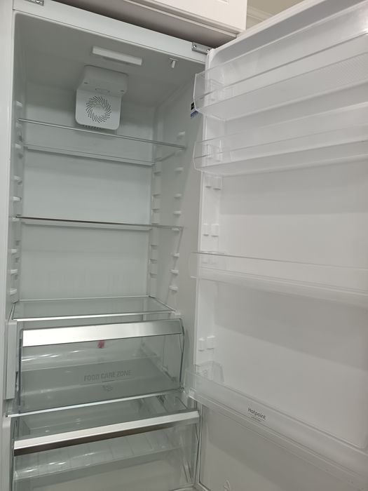 Продам встроенный холодильник,  г. Астана