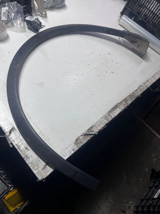 Bandou Aripa Stanga Fata Volkswagen Tiguan Ii Facelift R Line [ 2020