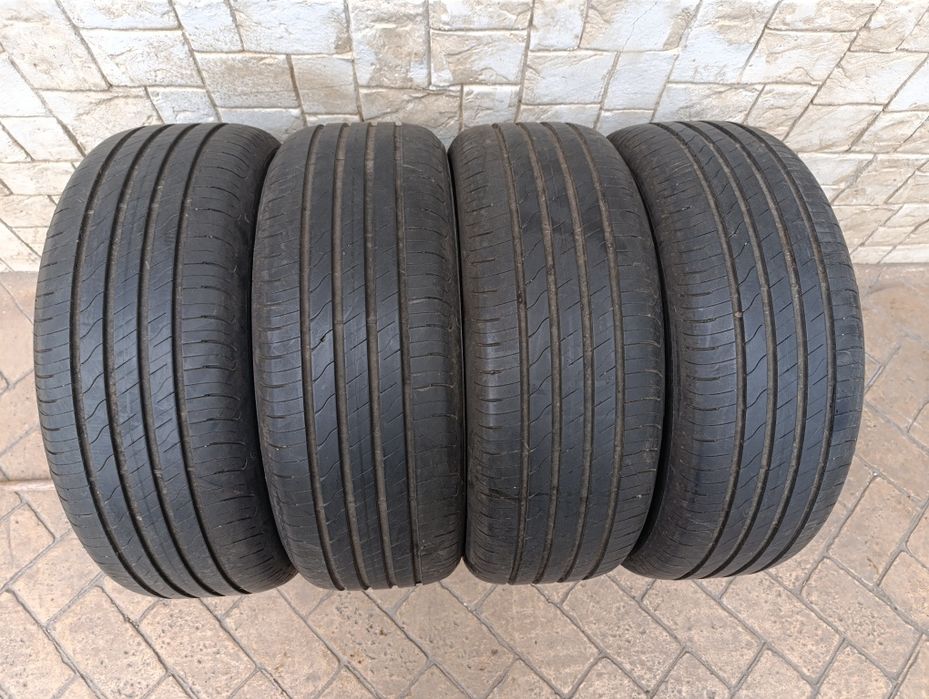 Летни гуми Good year 215/55/17 dot 2023