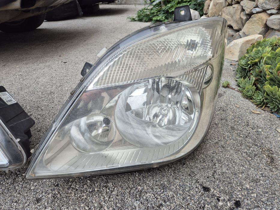 Ляв десен фар Мерцедес Спринтер фарове Mercedes Sprinter