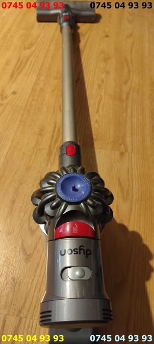 aspirator DYSON V7 perfect functional se vinde ca in imagini fara incarcator