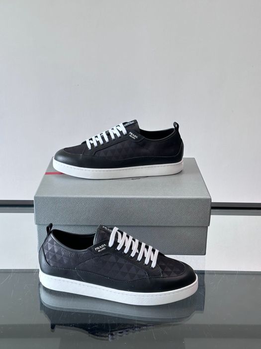 Adidasi Prada , calitate premium , pe comanda , noi , 43