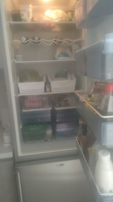 Продам холодильник Kaiser.