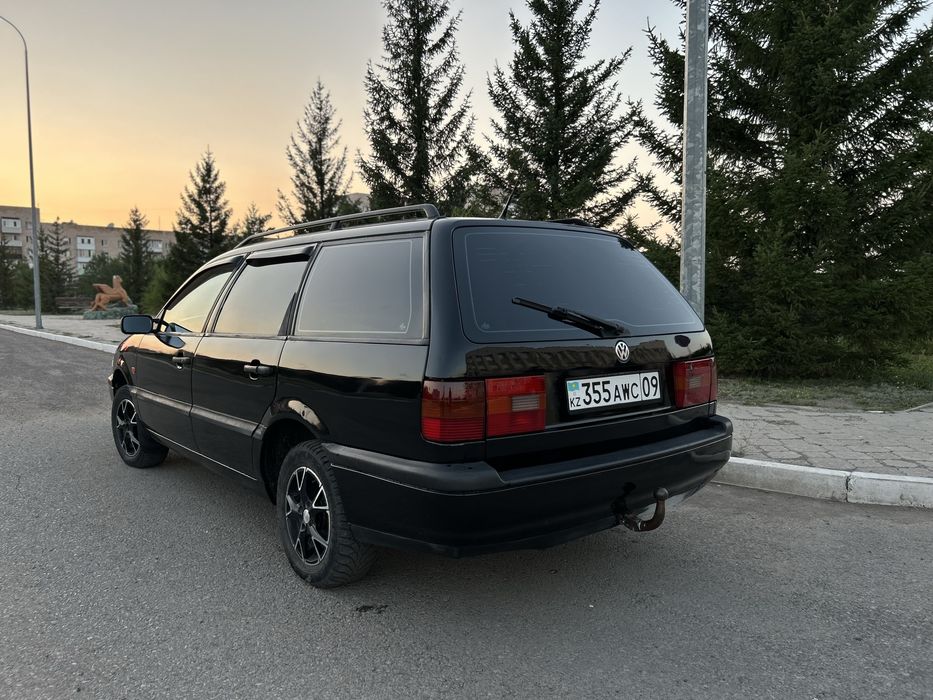 Volkswagen Passat, 1993 года