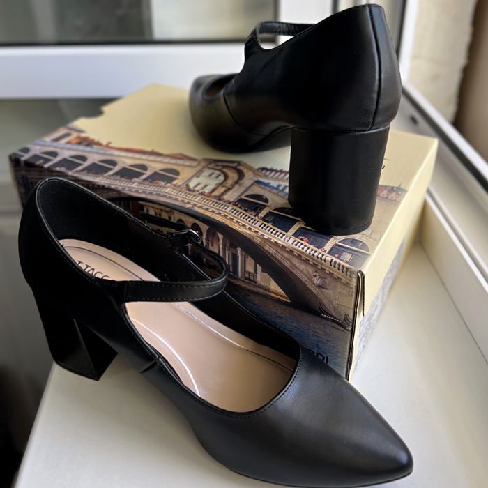 Туфли на каблуке