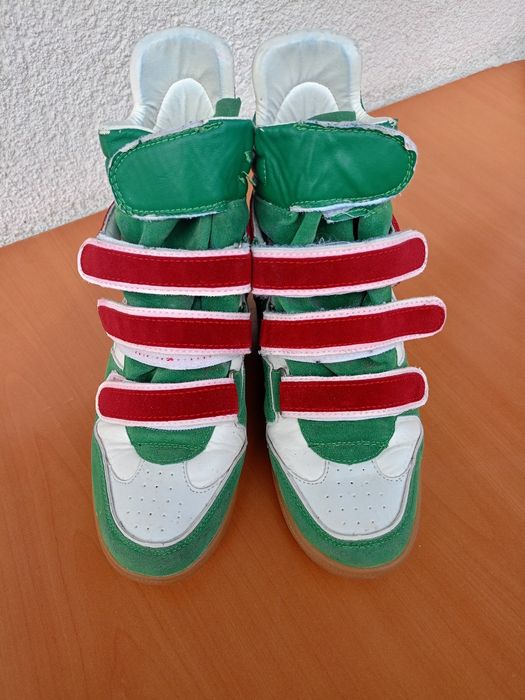 Vând ghete sport,dama, produs de calitate mărimea 38.