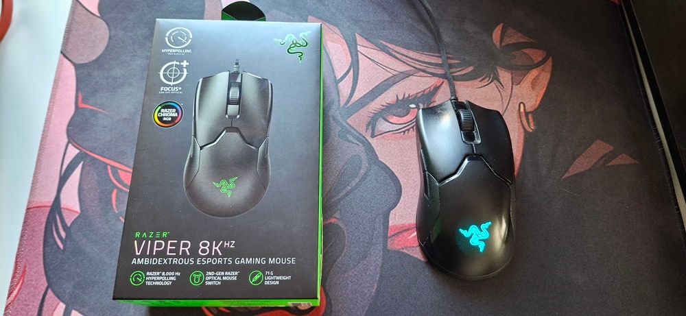 Razer Viper 8K, Blackwidow TE Chroma V2, Goliathus Extended Chroma