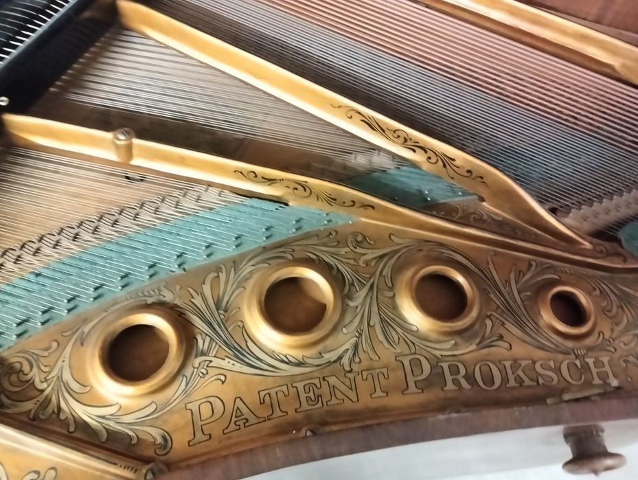 Pian vechi Panten Proksch – Viena (funcțional, model de colecție)