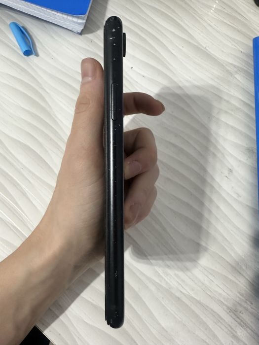Iphone xr черный