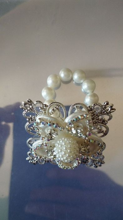 Кольца для сервировки стола.