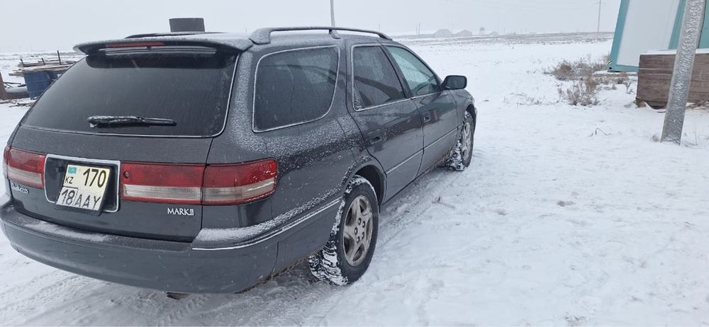 Toyota Mark II Qualis, 1999