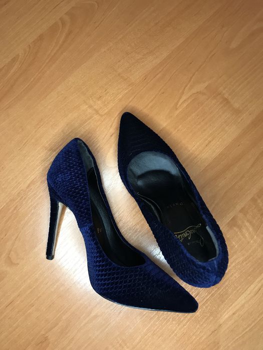 Продам туфли лодочки