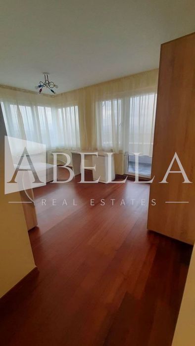 Продава се Тристаен апартамент в София, Обеля 1 - 110 кв.м за 2582 €/кв.м - Снимка #2