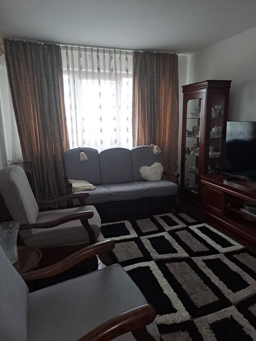 Apartament 2 camere semidecomandat