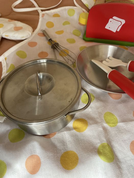 Детски играчки- кухня